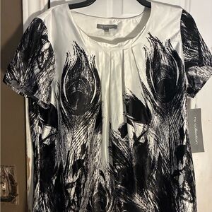NY Collection Monochrome Feather Print Blouse size large NWT